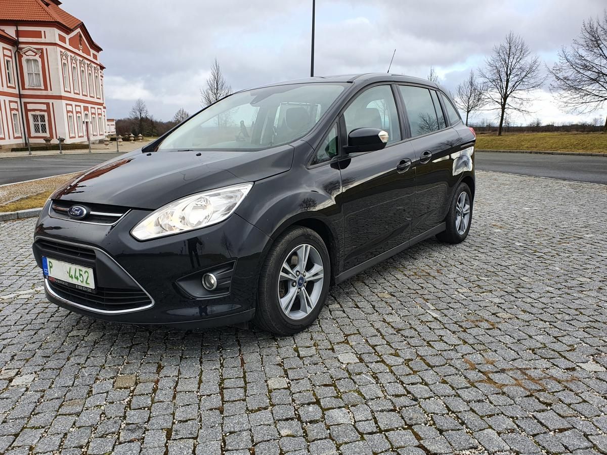 Ford Grand C-MAX, 1L 92kw, pěkný stav, splátky