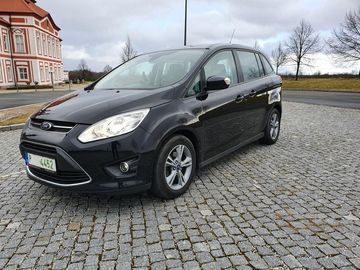 1L 92kw, pěkný stav,  splátky