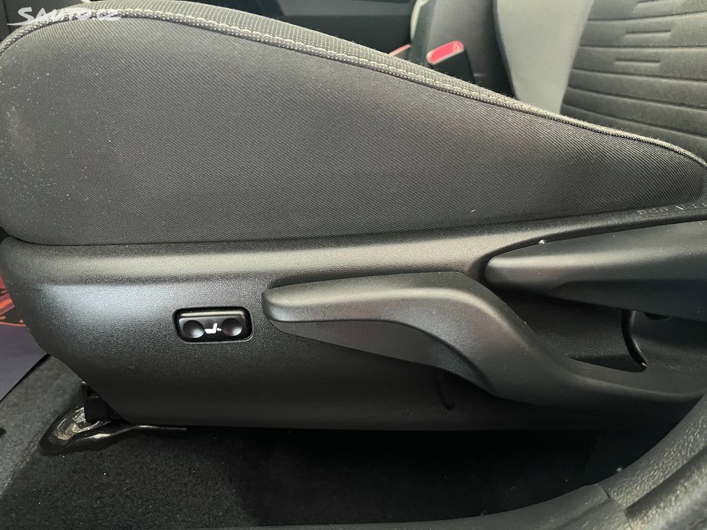 Toyota Auris, fotka 27