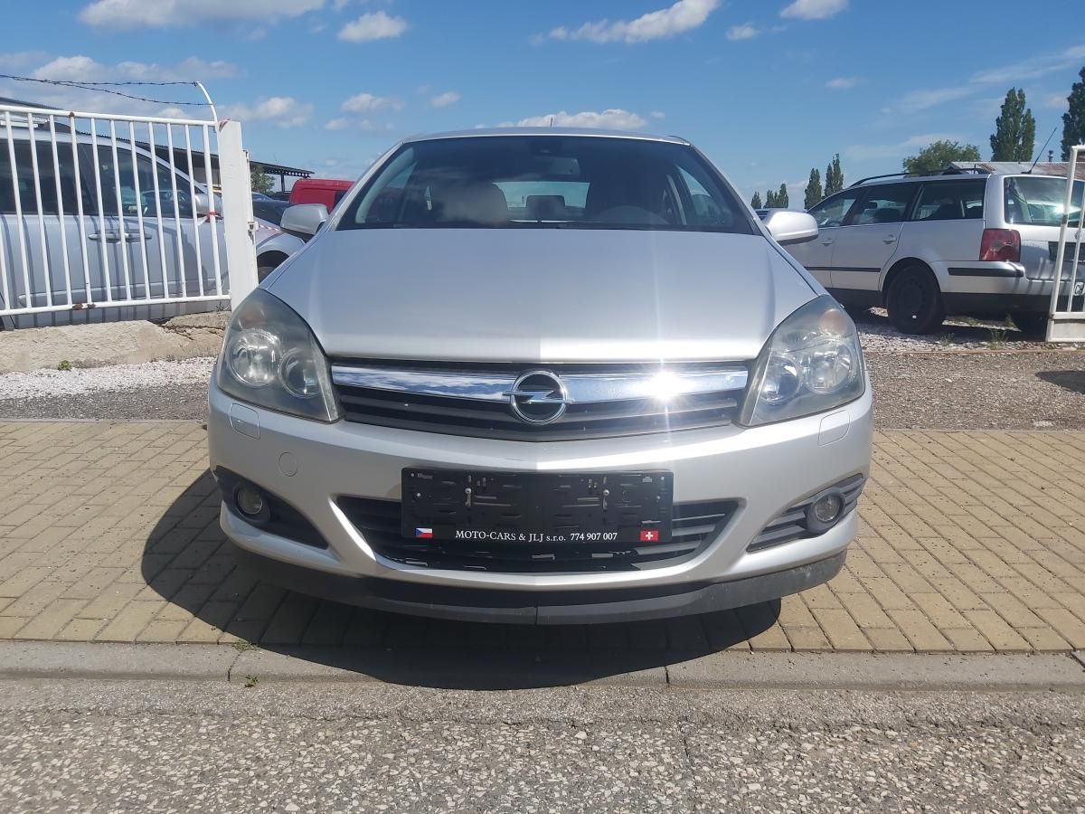 Opel Astra, H 18 GTC