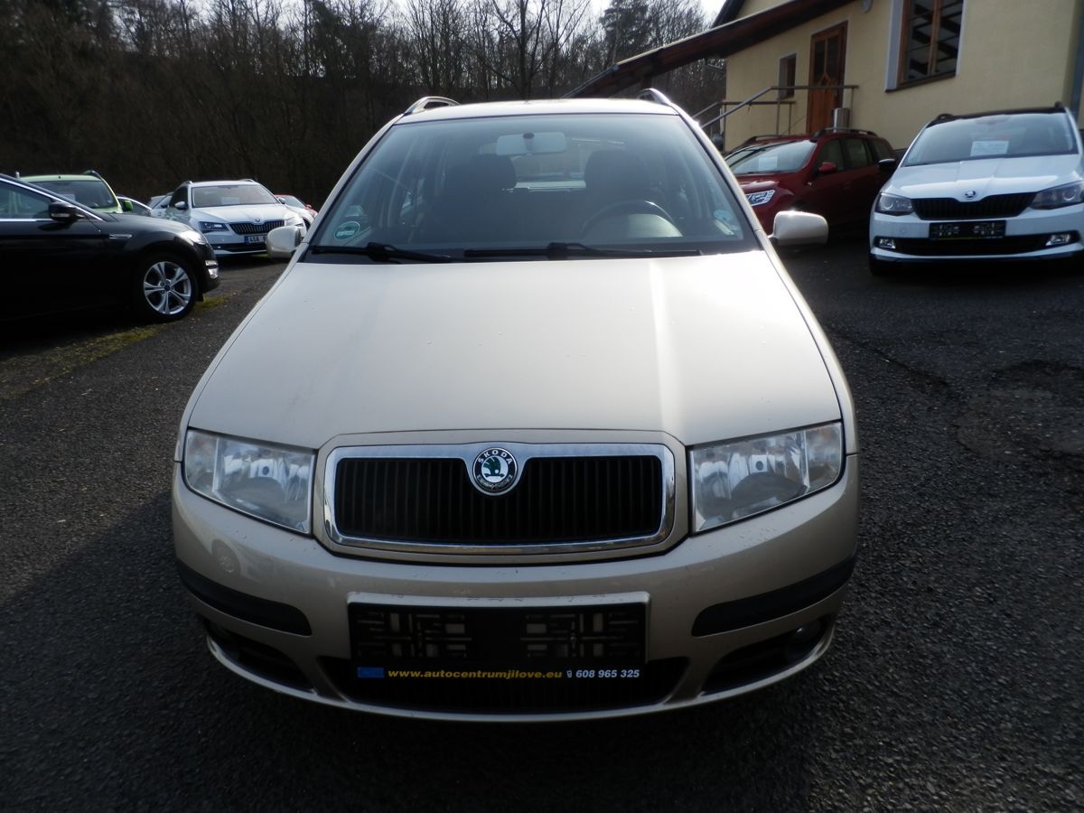 Škoda Fabia, 1,4 74KW KLIMA - fotka 3