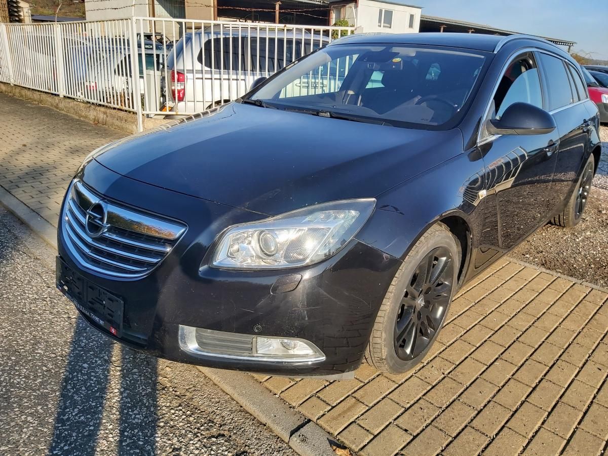Opel Insignia, 2,0 T 162 KW - fotka 6