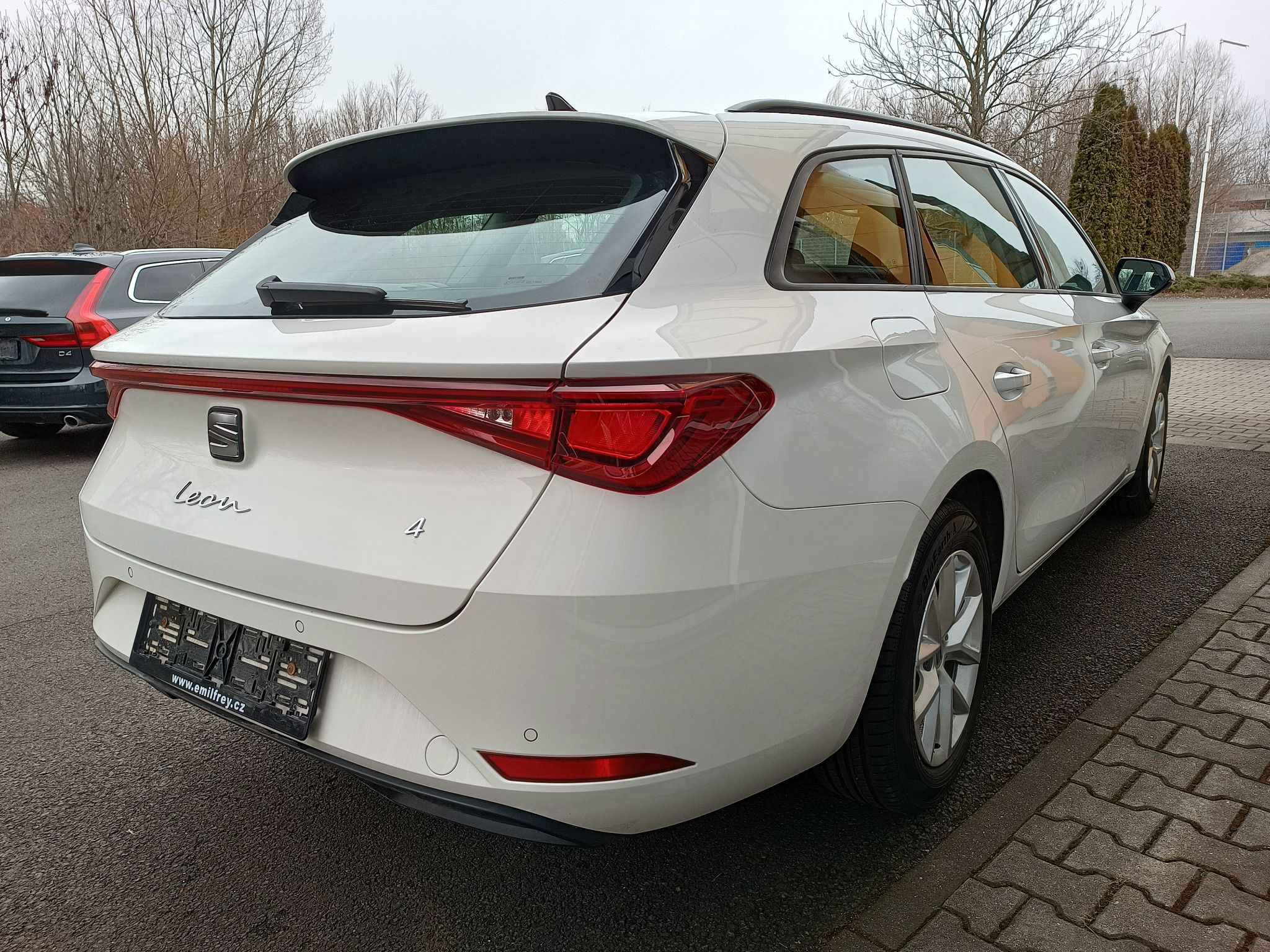 Seat Leon, 2.0Tdi150k DSG 4x4!v ČR,záruka - fotka 4