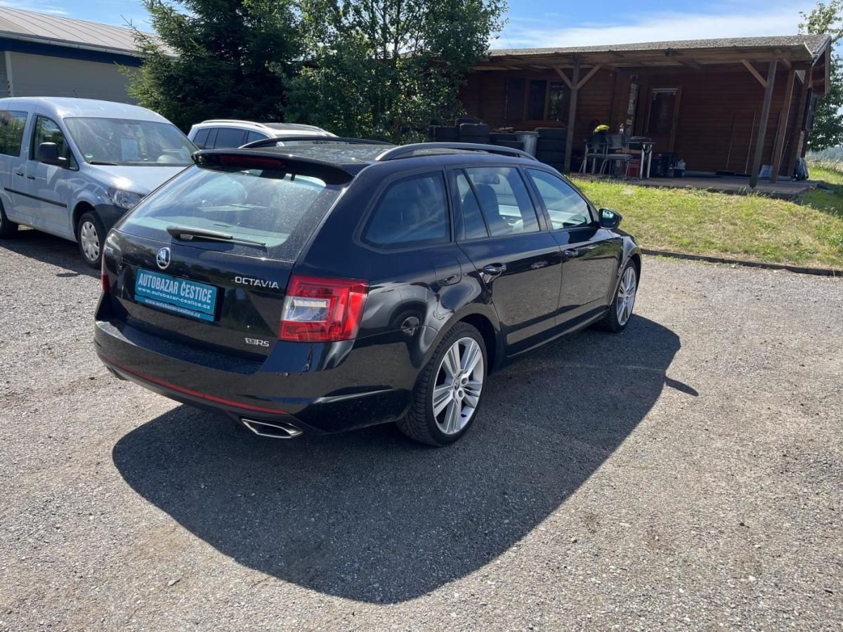 Škoda Octavia, 2.0 TDI RS - fotka 5