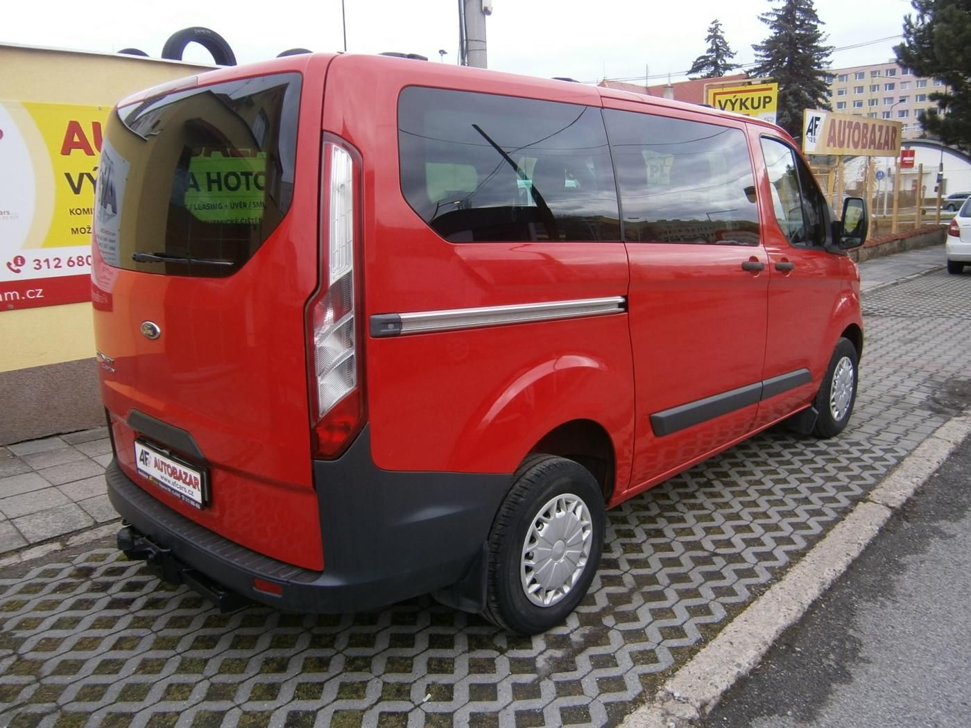 Ford Transit Custom, 2,2 TDCI 6MÍST - fotka 5