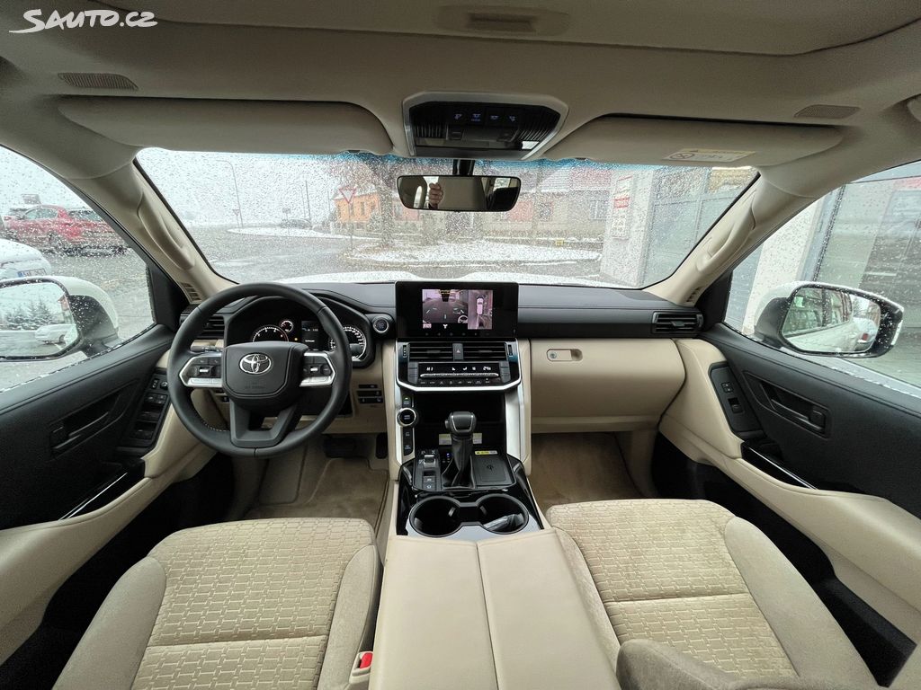 Toyota Land Cruiser 300, fotka 15