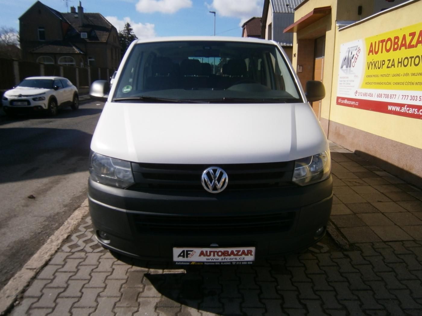 Volkswagen Transporter, T5 2,0 TDI 9MÍST KLIMA - fotka 2