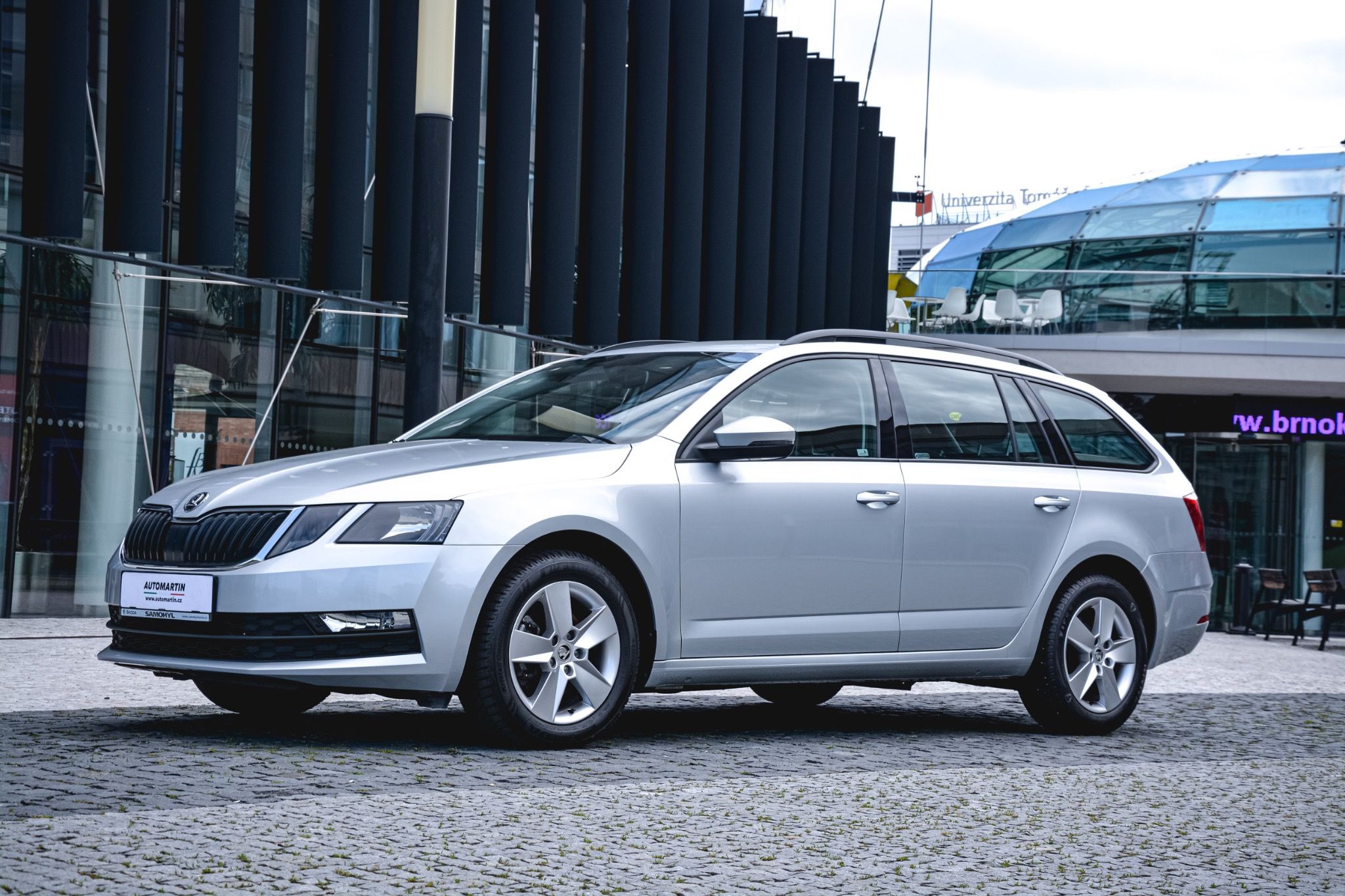 Škoda Octavia, Combi 1.5 Tsi/G-TEC Dsg Ambiti - fotka 2