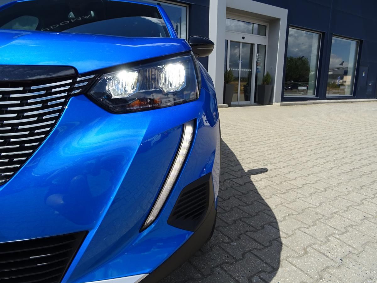 Peugeot 2008, ALLURE 1,2 PureTech 130k MAN6 - fotka 5