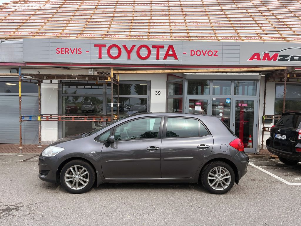 Toyota Auris, fotka 2