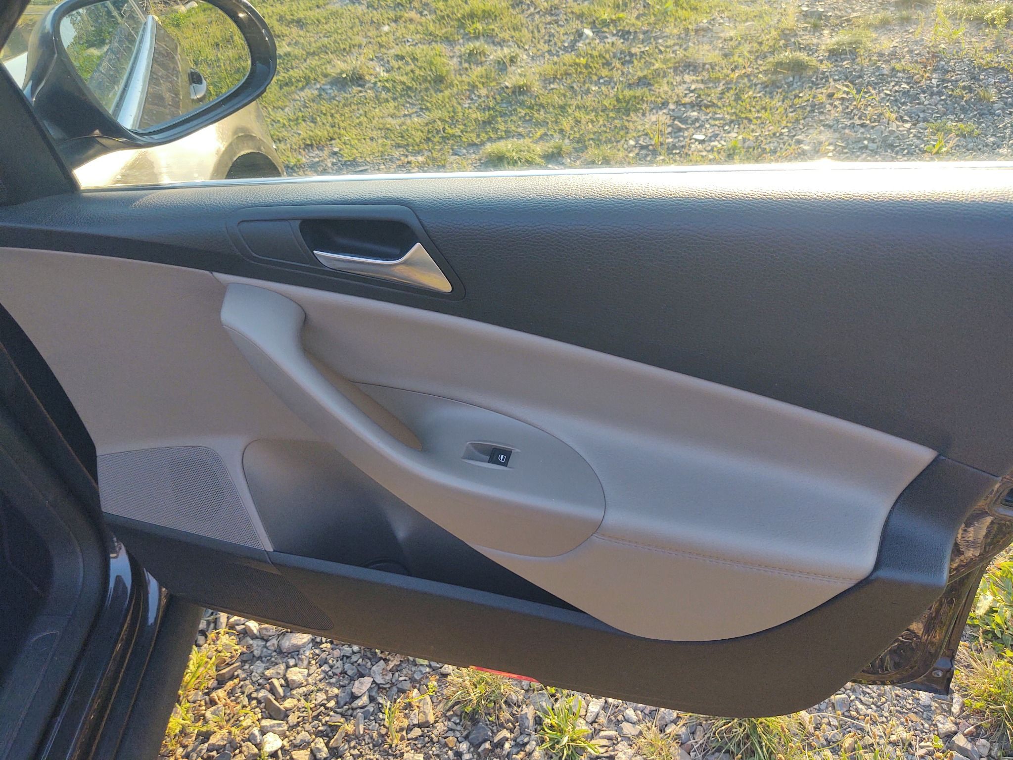 Volkswagen Passat, 2,0 TDI Higline CZ původ - fotka 4