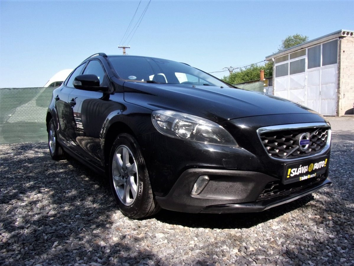 Volvo V40, 1.6 D2 84kW CROSS COUNTRY@TOP@ - fotka 3