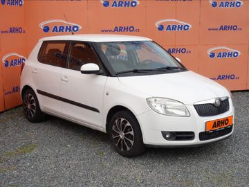 1,2 i 51KW,ČR,1 MAJ.,AMBIENTE.