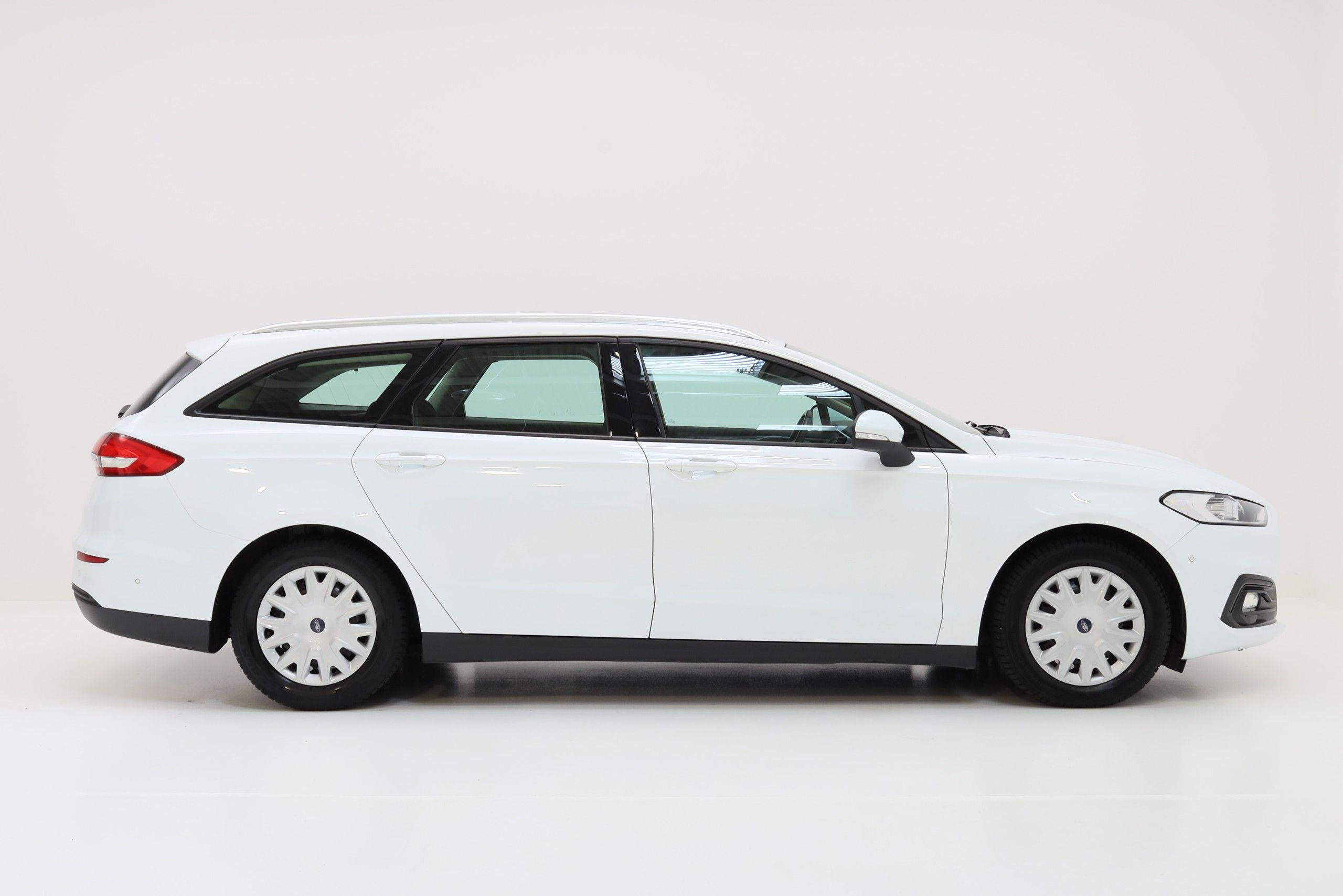 Ford Mondeo, 110kW,AT8,navi,winter paket,zá - fotka 5