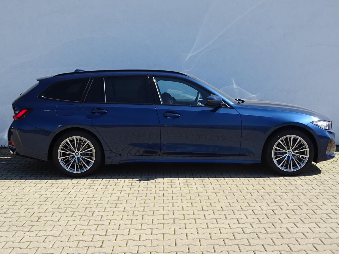 BMW Řada 3, 320d xDrive Touring - fotka 5