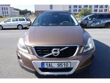 Volvo XC60, T6 Summum AWD ČR ! AUT.!