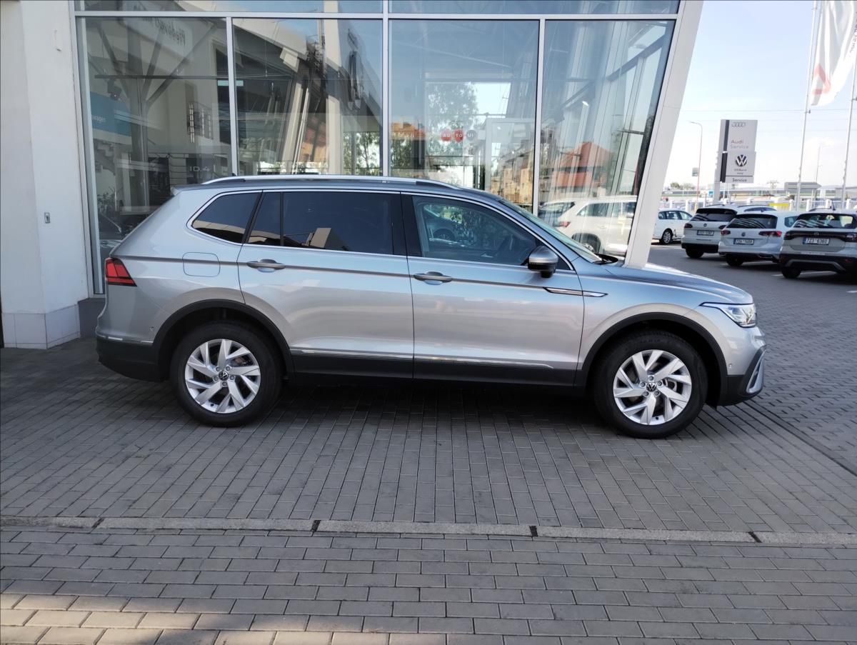 Volkswagen Tiguan Allspace, 2,0 TDI 110kW 4M 7DSG  Life - fotka 4