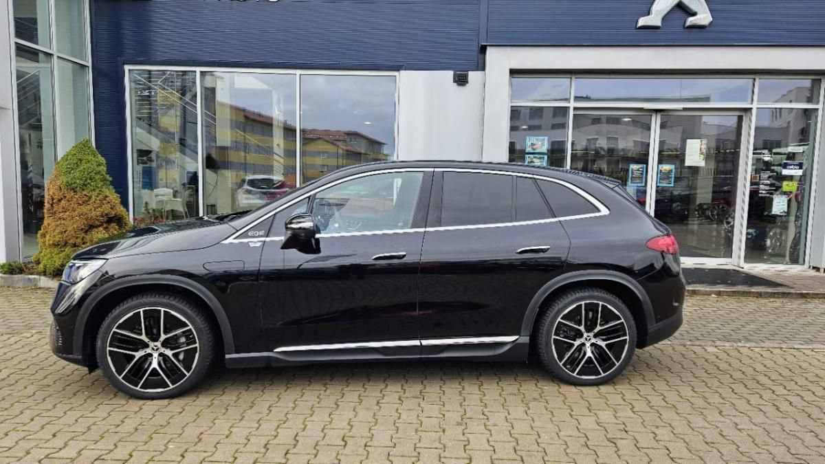 Mercedes-Benz EQE - fotka 2