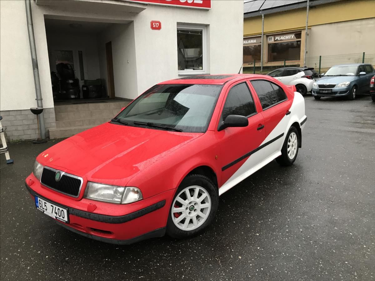 Škoda Octavia, 1,8 20V 92kW TOP - fotka 3
