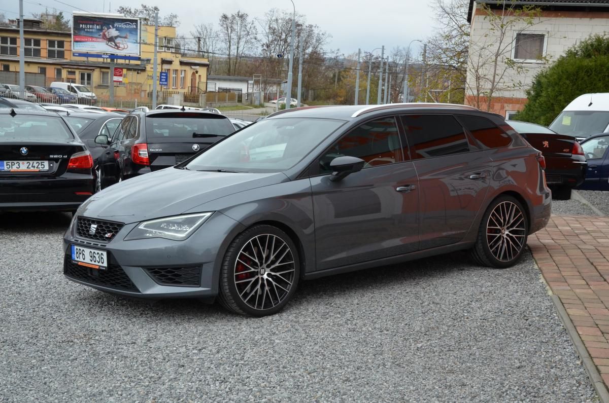 Seat Leon, Cupra 290 ST 2.0 TSi 213kW DSG - fotka 3