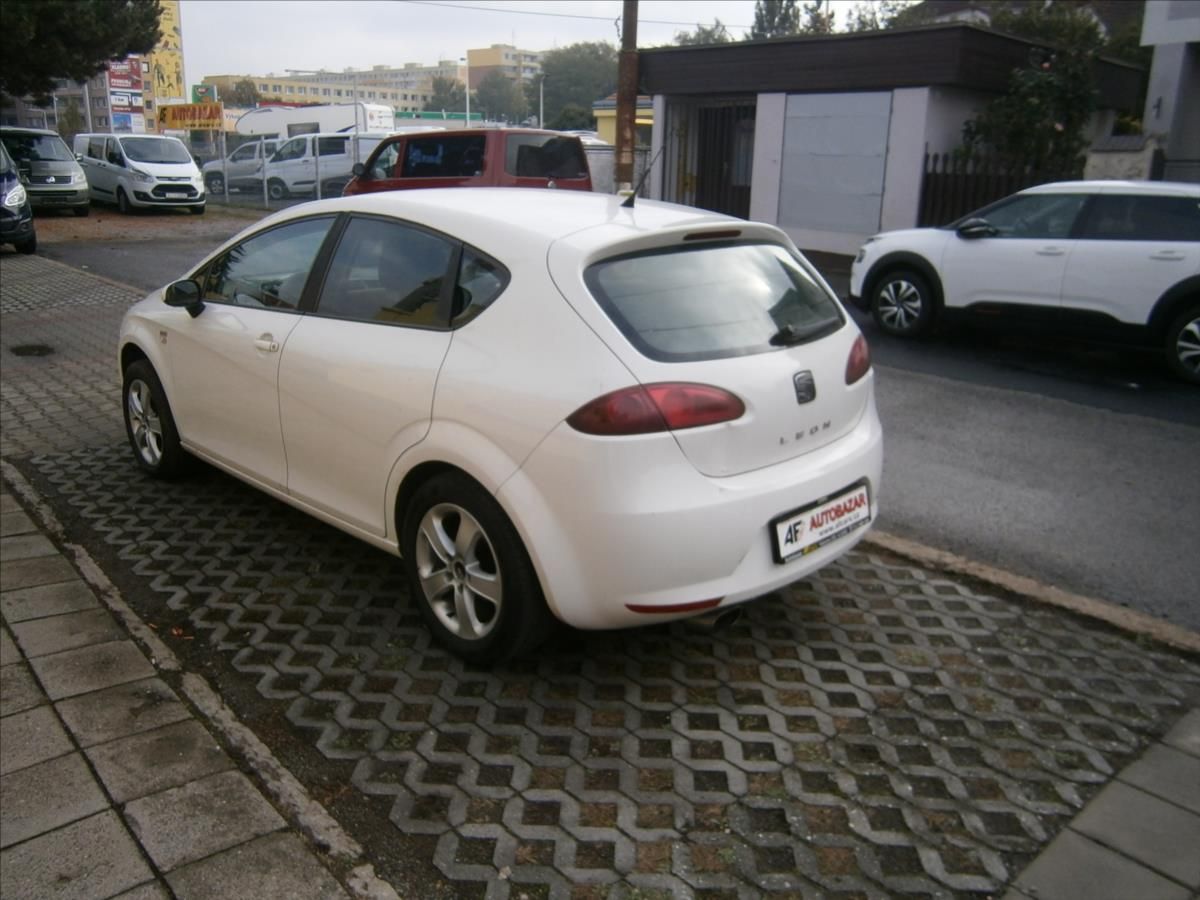 Seat Leon, 1,4 i 16V Reference - fotka 4