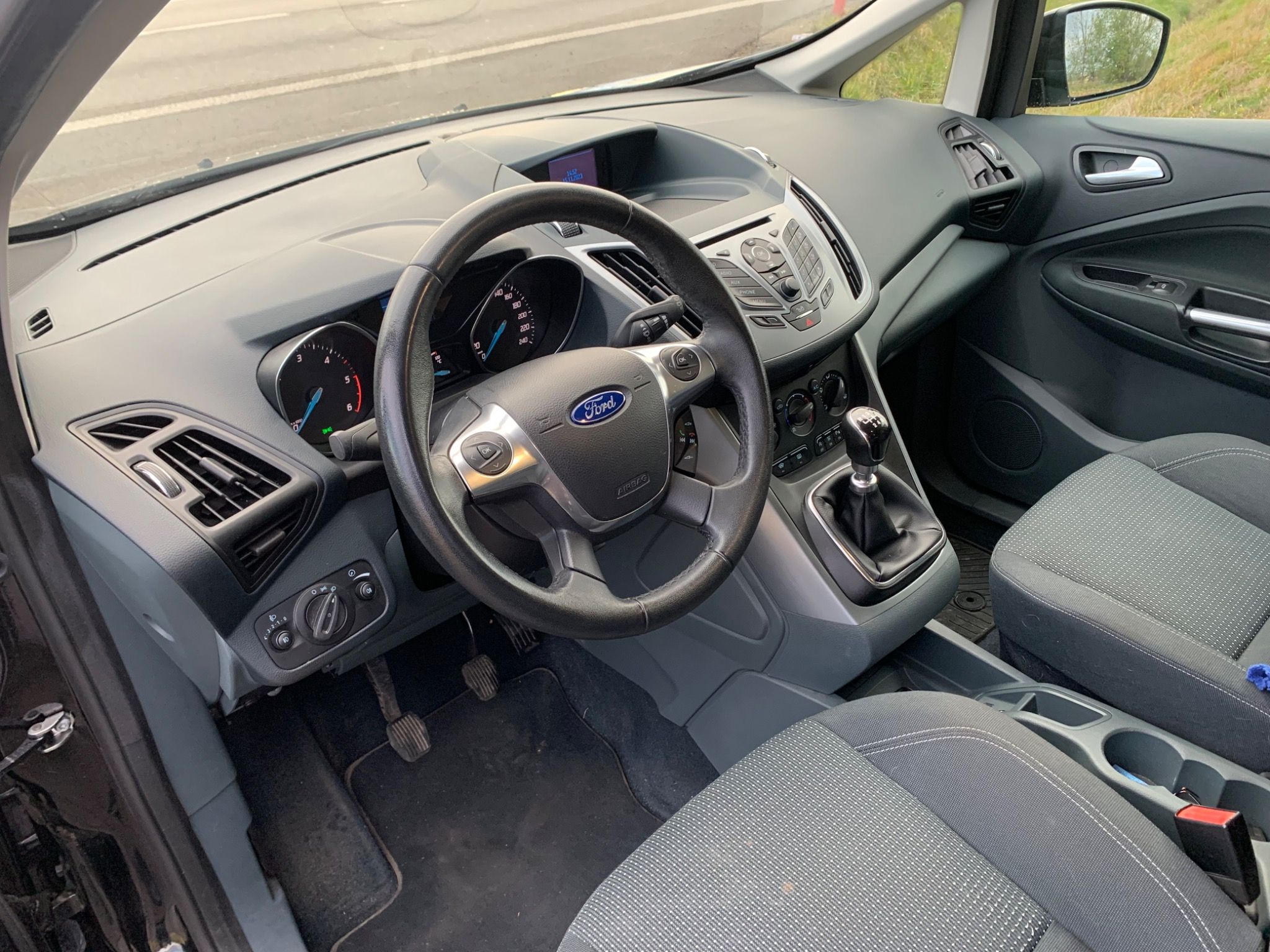 Ford Grand C-MAX, 1.6TDCi 85kW - fotka 5