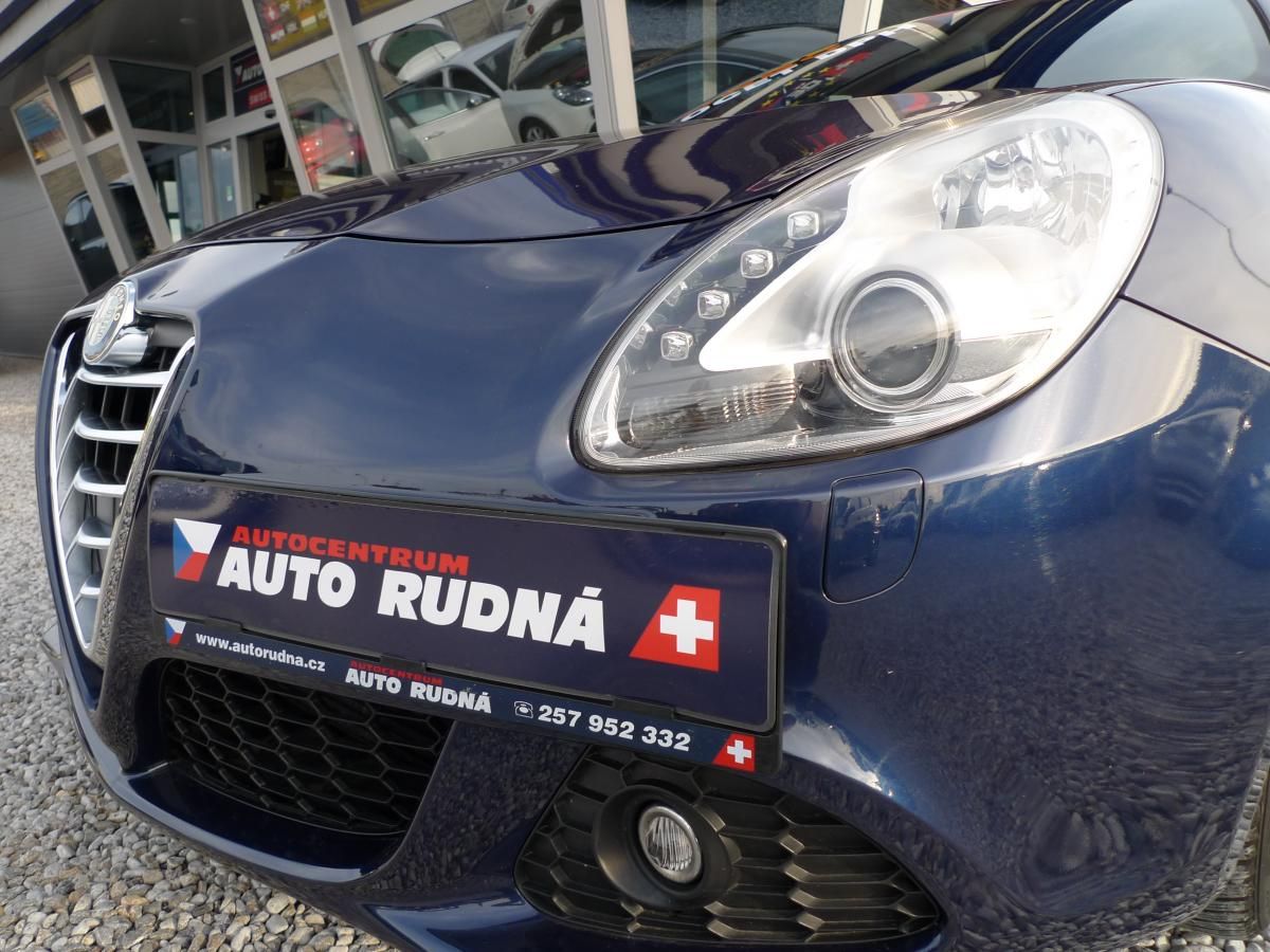 Alfa Romeo Giulietta, 1,4 TB 125kW Navi Panorama - fotka 2