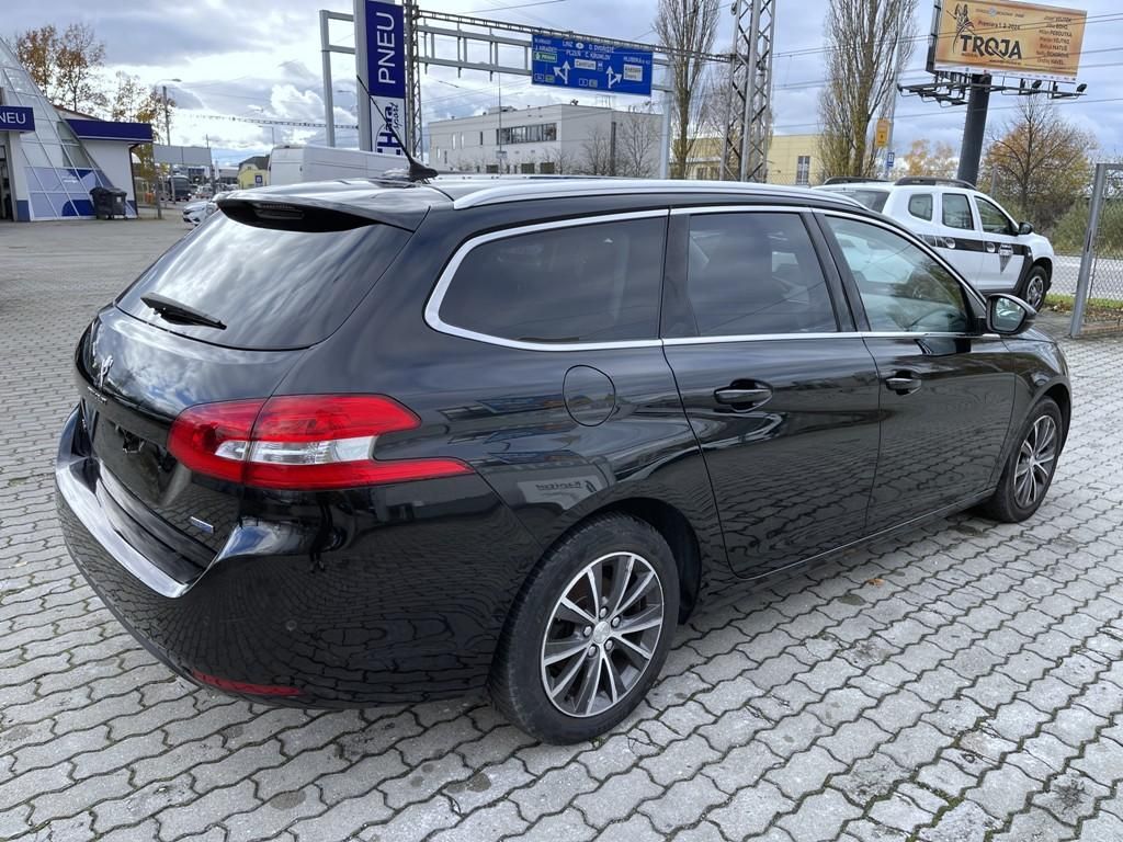 Peugeot 308, 2.0 HDI 110 kW navi. serviska - fotka 5