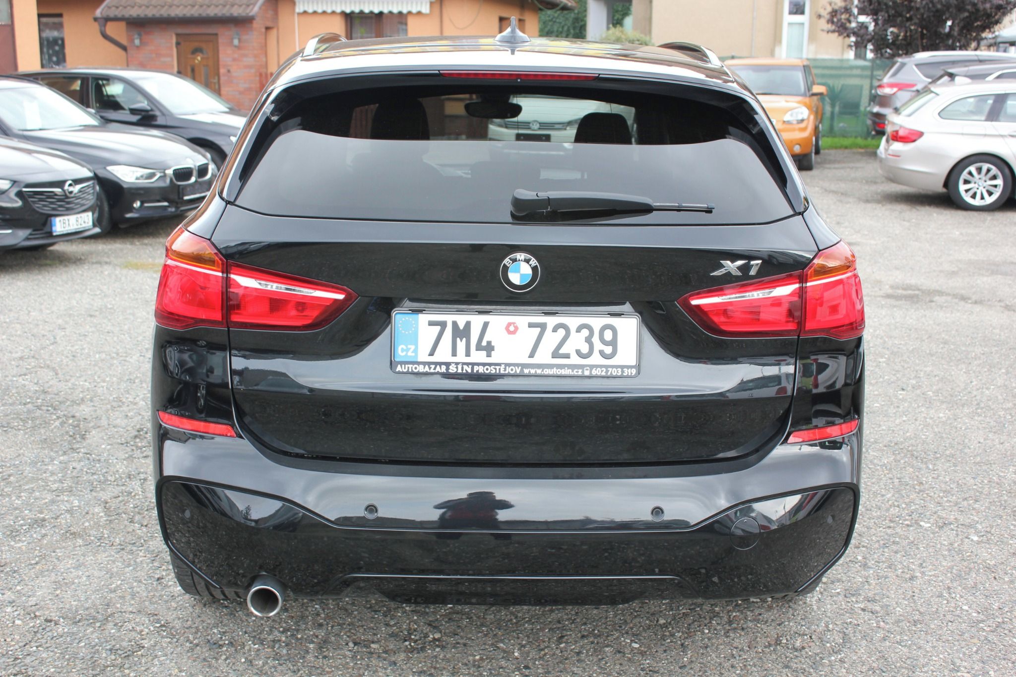 BMW X1, 18D sDrive, M-paket, servis - fotka 6