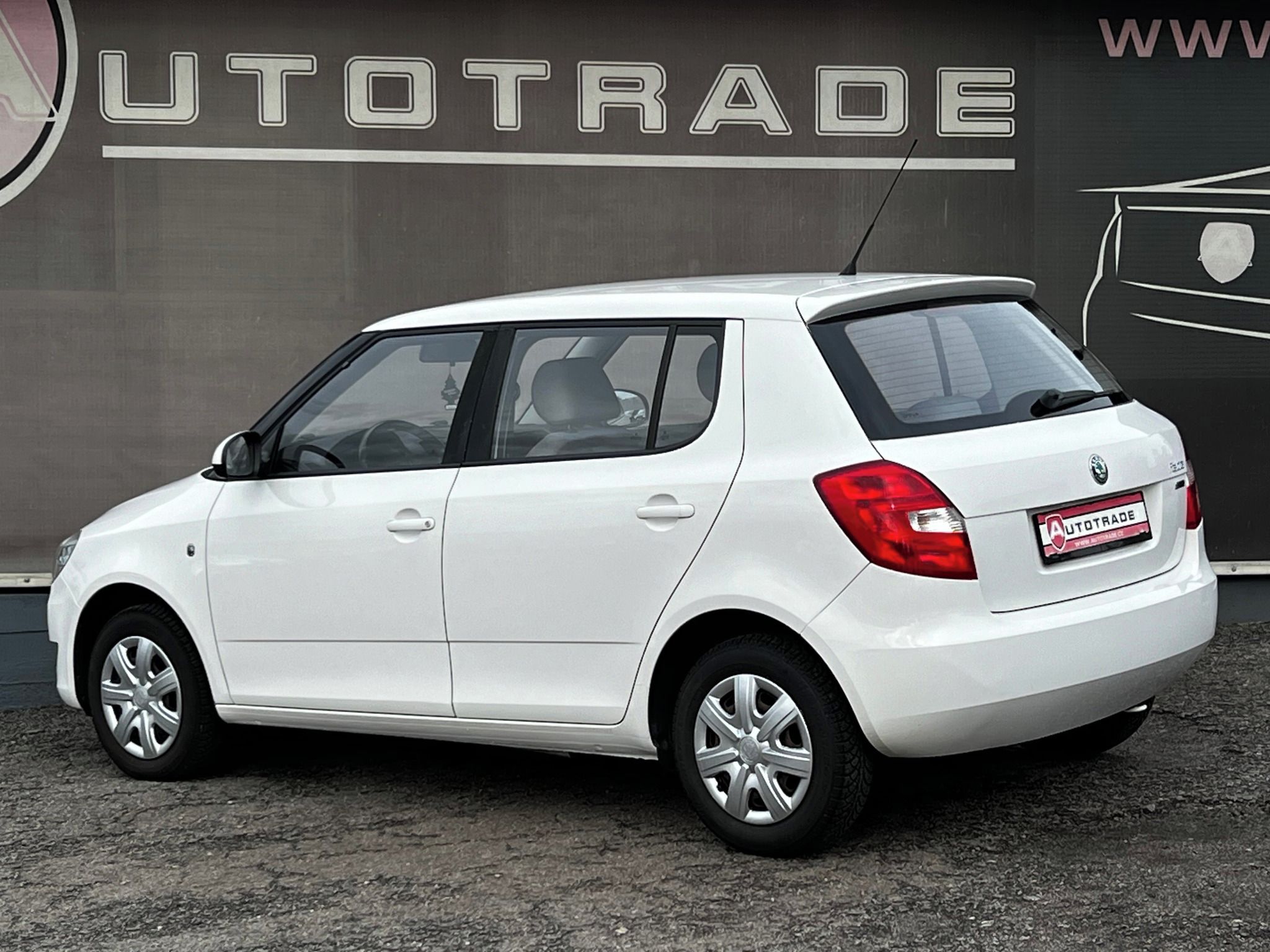 Škoda Fabia, 1.2i 44kW, 1.maj., Plný Servis - fotka 3