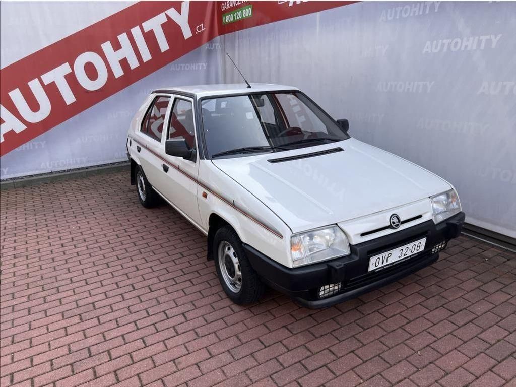 Škoda Favorit, 1.3, ČR,1.M,Original SPZ a TP - fotka 3