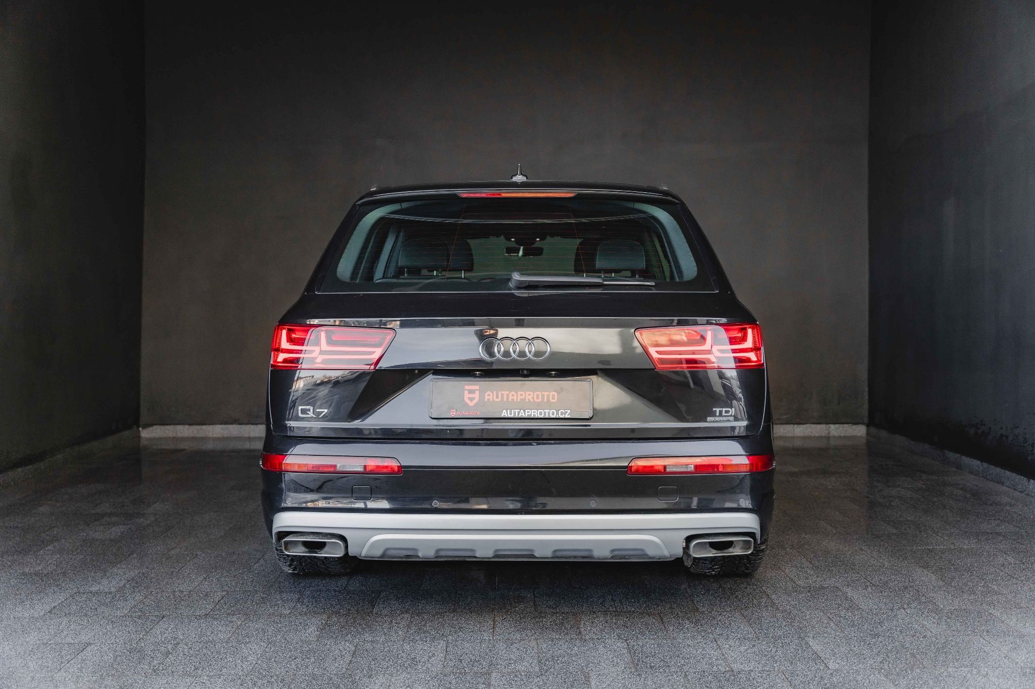 Audi Q7, Sline-Matrix-KAM-TAŽNÉ-CZ-R21 - fotka 4