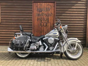 Harley-Davidson, FLSTS Heritage Springer