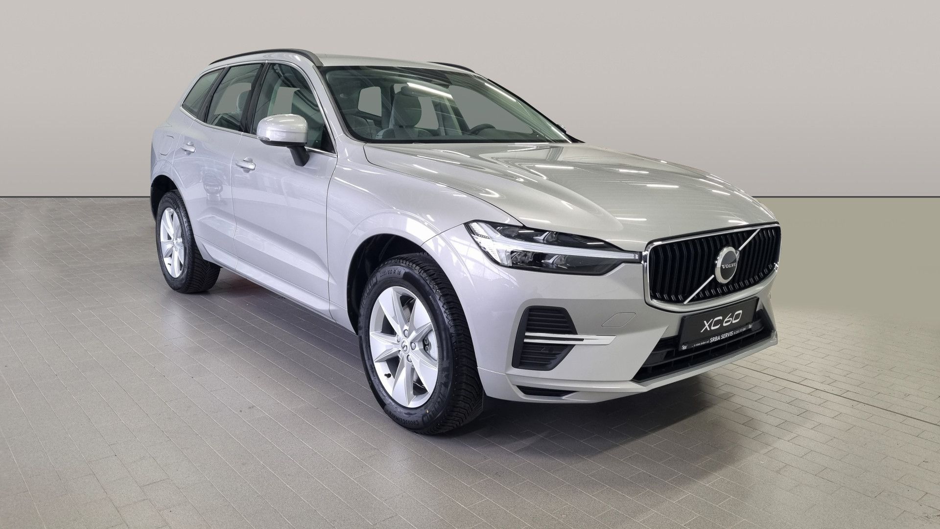 Volvo XC60, B4 2.0L 197+14 HP AT8 AWD CORE - fotka 2