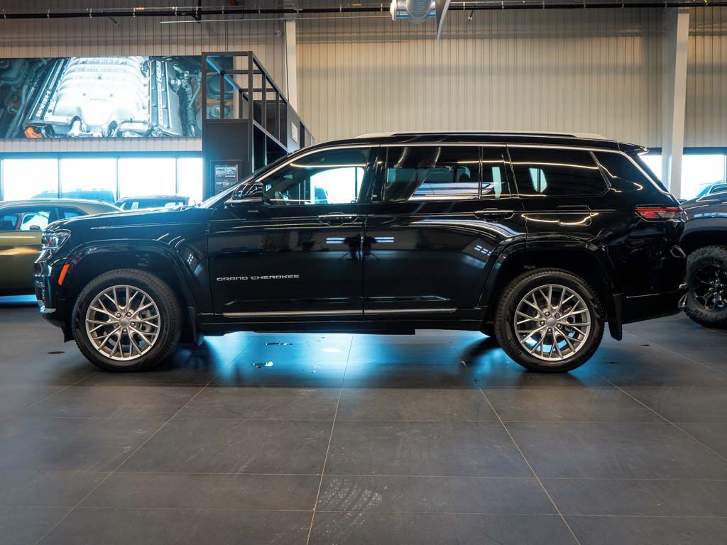 Jeep Grand Cherokee, 5.7 Summit L V8 HeadUp - fotka 2