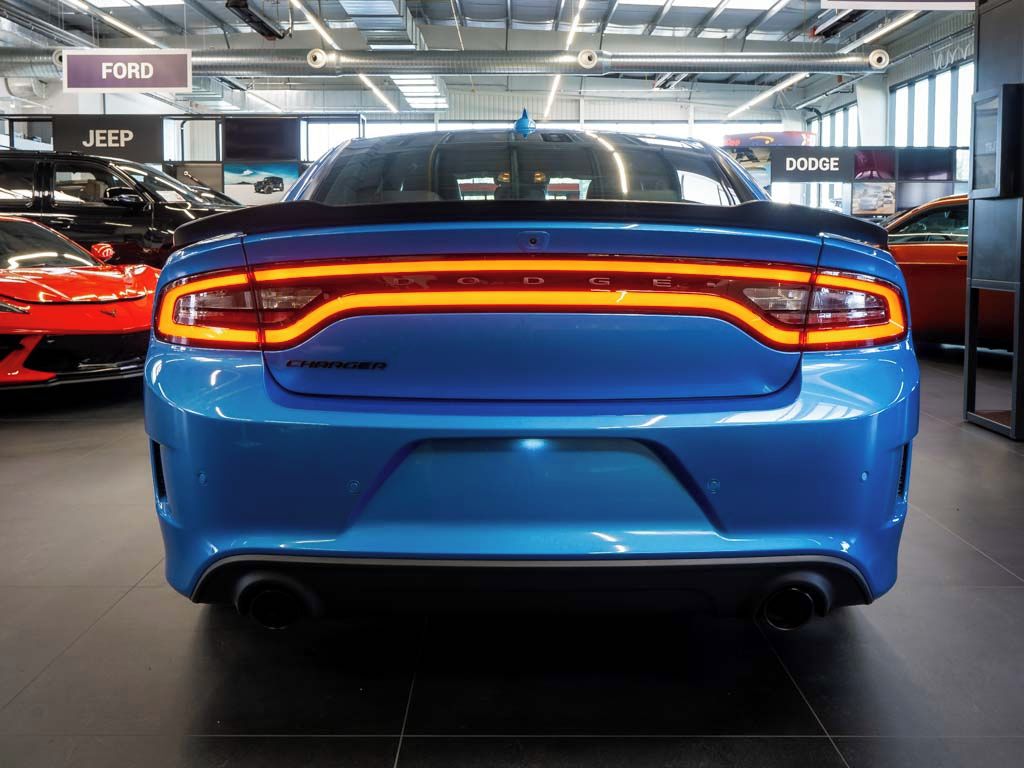 Dodge Charger, 6.4 Scat Pack Super Bee - fotka 5