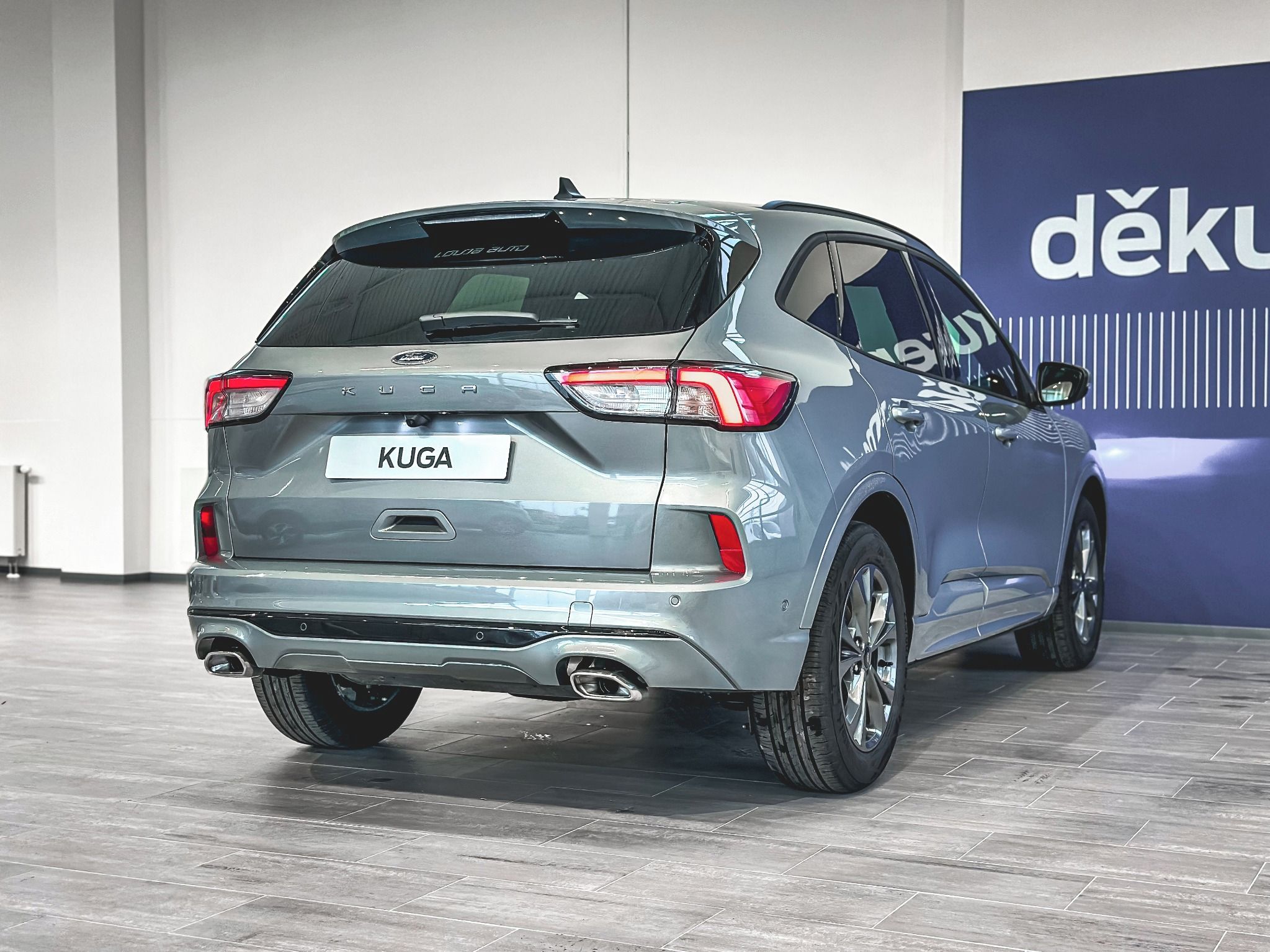Ford Kuga, ST-LINE X 2,5 Duratec Hybrid - fotka 5