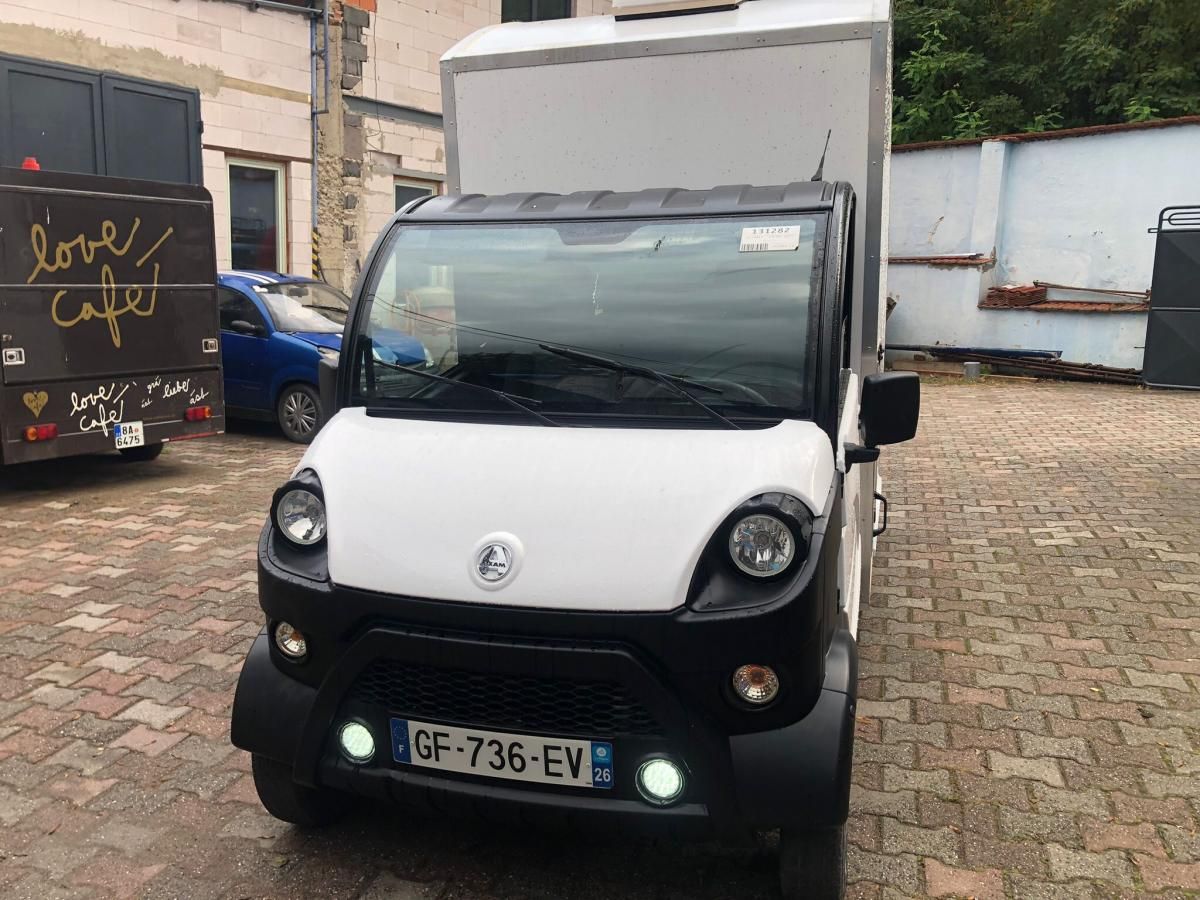 Aixam D-Truck, Pojízdná prodejna - fotka 3