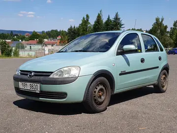 Opel Corsa, 1.0, první majitel, 92 000 km