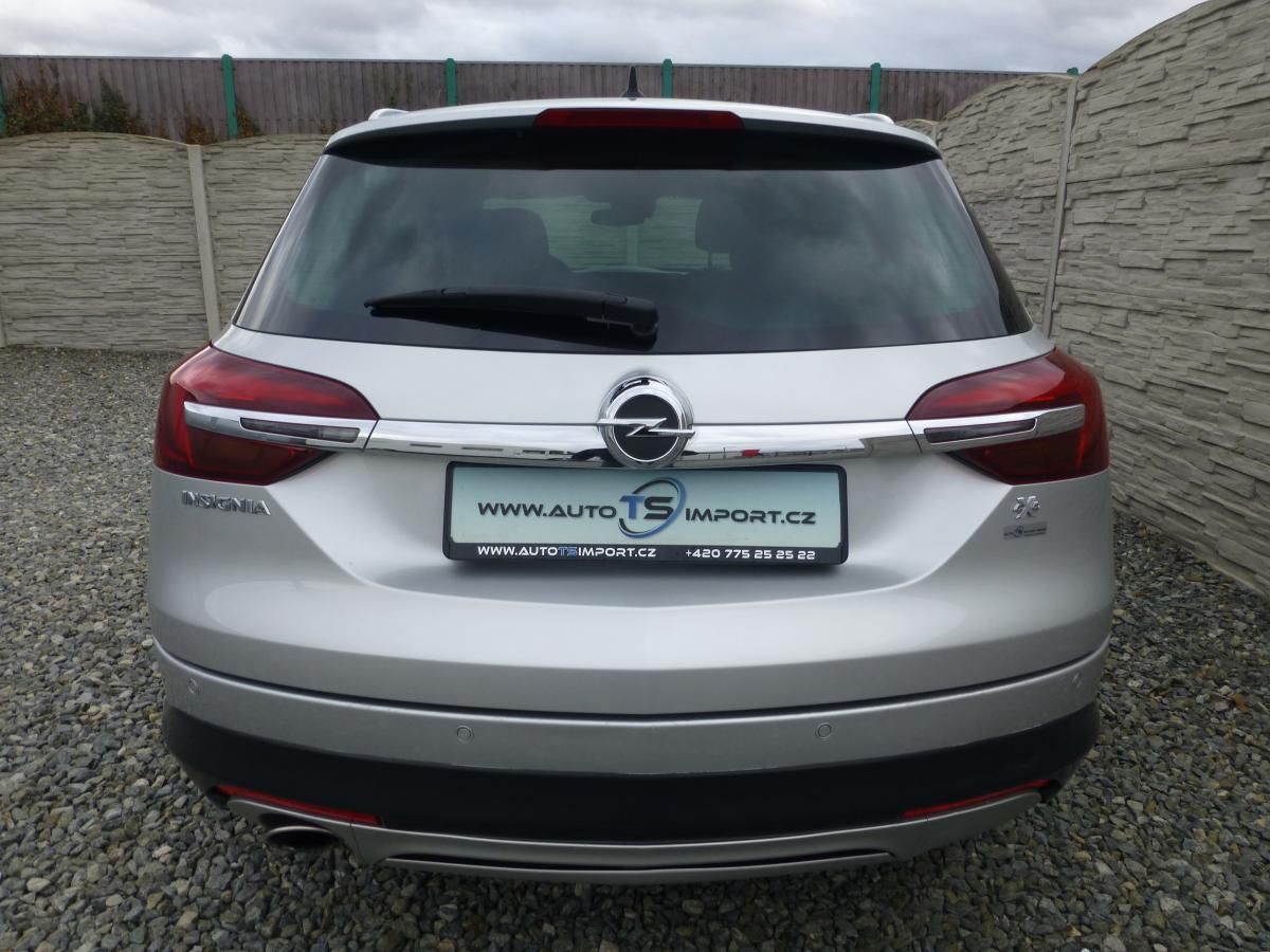 Opel Insignia, 2.0CDTi 4x4 COUNTRY TOURER 1A! - fotka 5