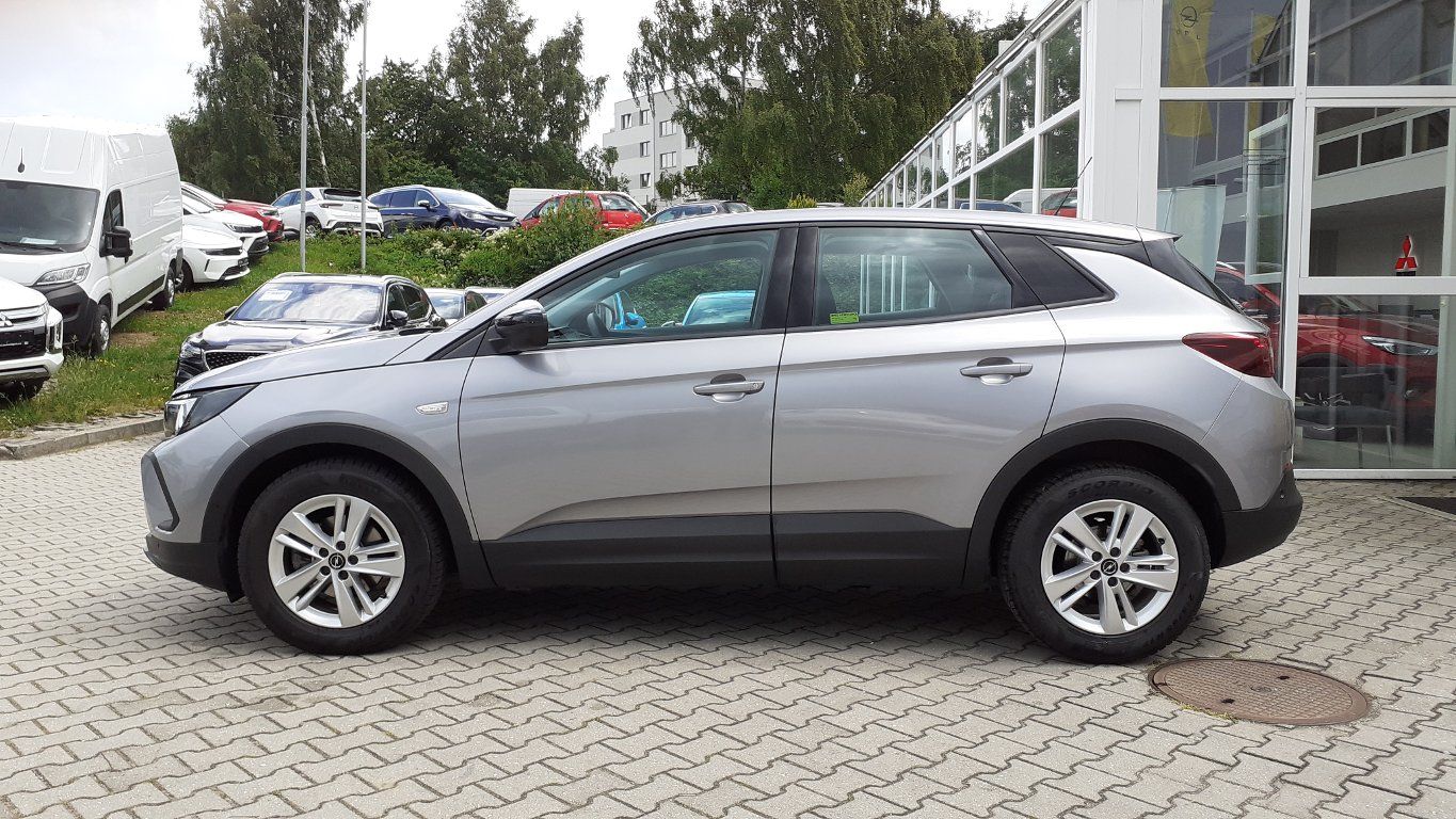 Opel Grandland, 1,2 Turbo 96 kW MT6 - fotka 2
