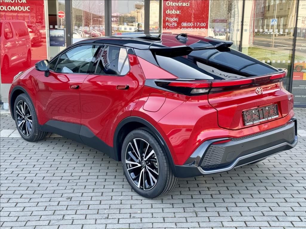 Toyota C-HR, 2,0 Hybrid E-CVT Executive - fotka 4