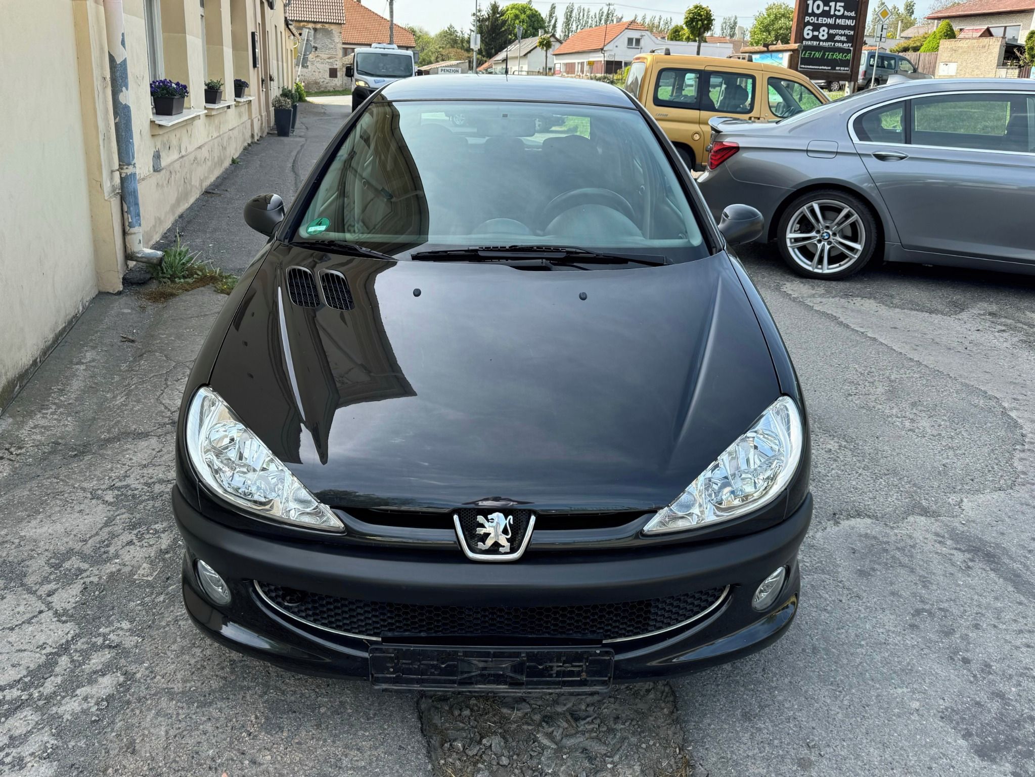Peugeot 206, 1.4i 55kW. klima-tažné - fotka 3