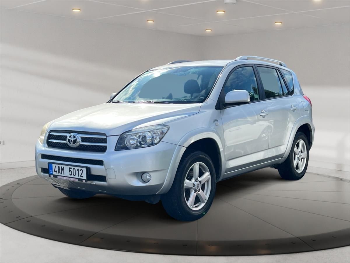 Toyota Rav4, 2,2 D-CAT 180 Sol 4x4 - fotka 3