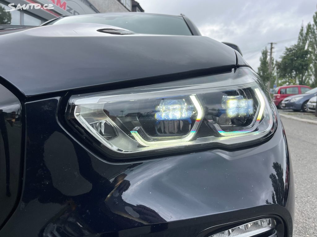 BMW X5, fotka 39