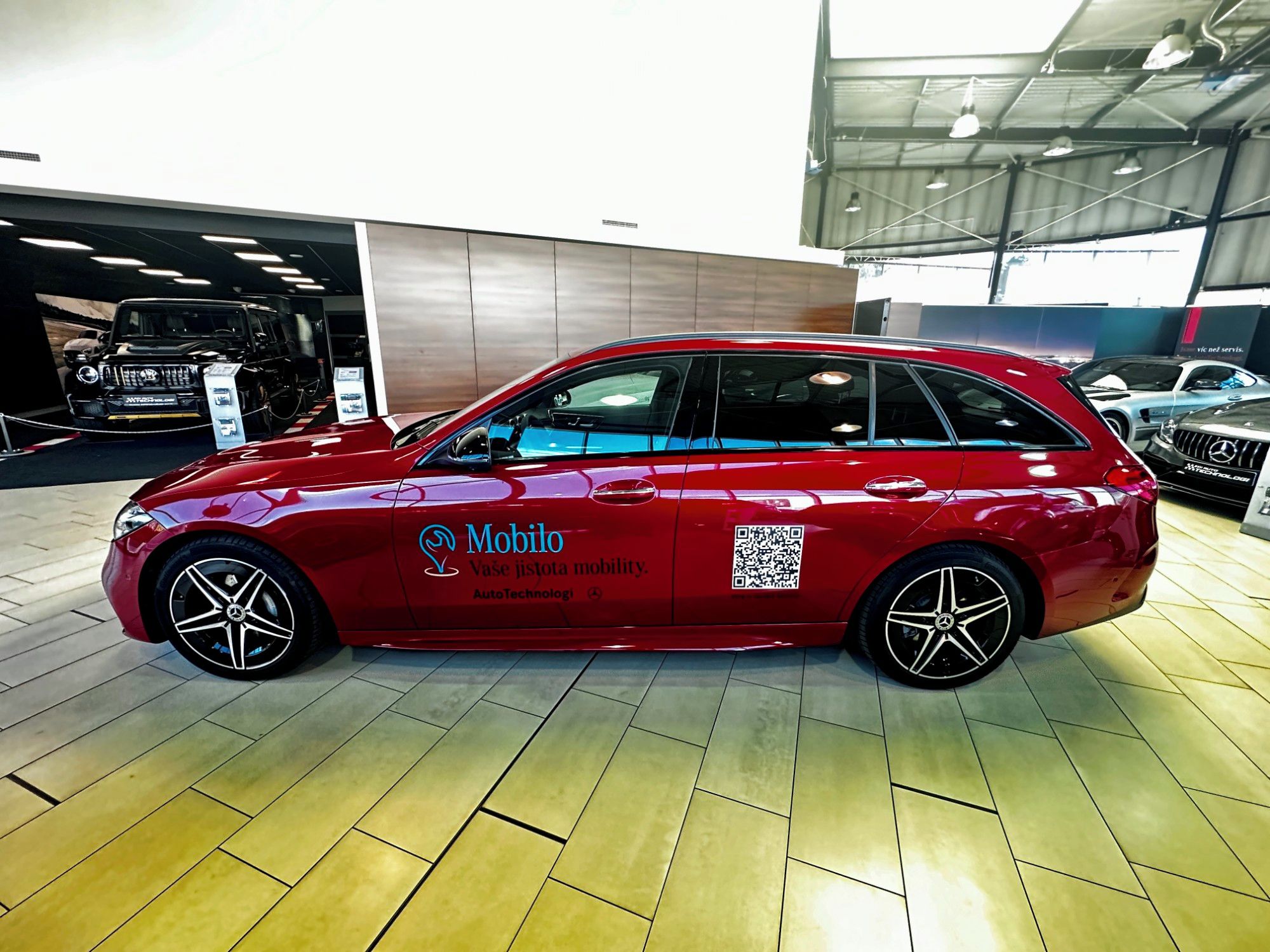 Mercedes-Benz Třídy C, 220 D 4MATIC - fotka 5