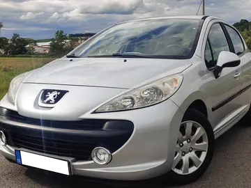 Peugeot 207, 1.4i 16v 70kw ČR po servisu!