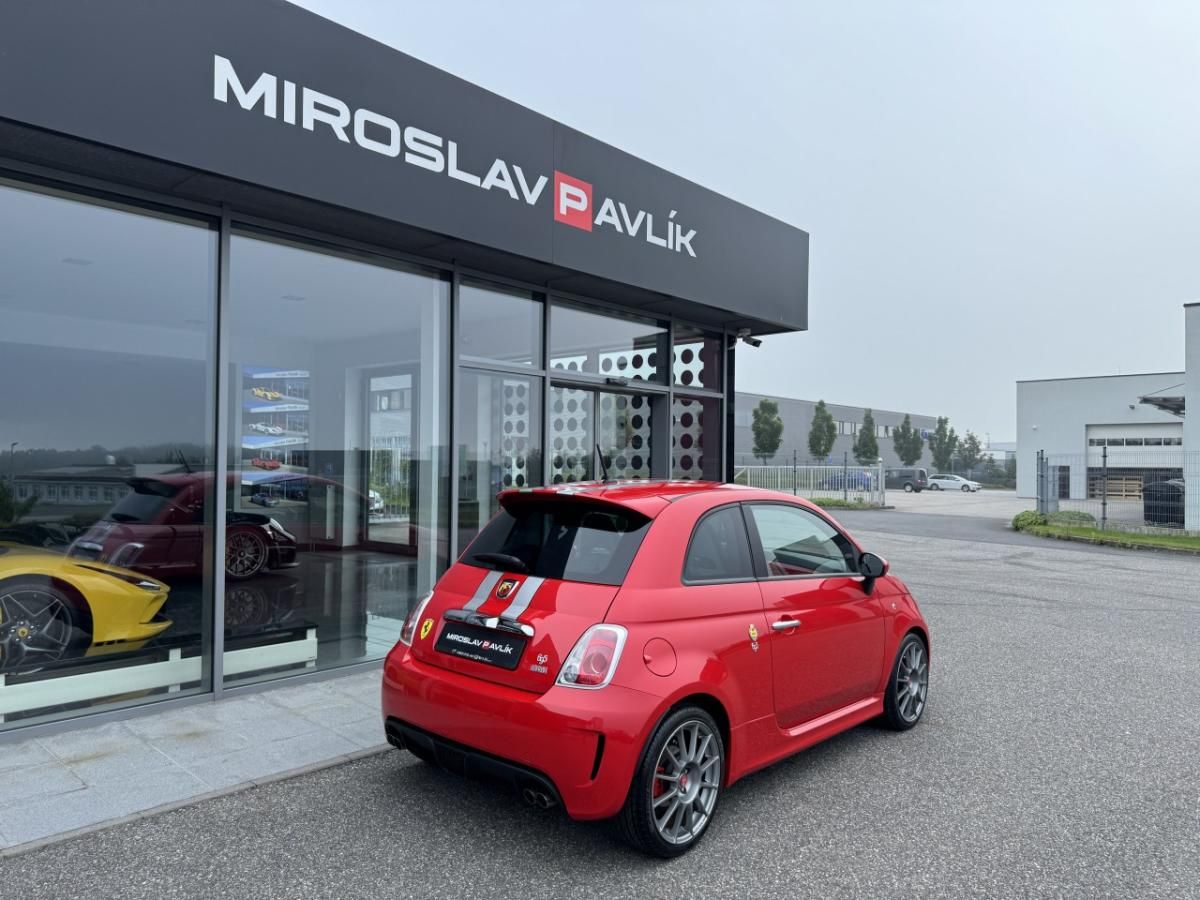 Abarth 500, FOR FERRARI DEALERS - fotka 3