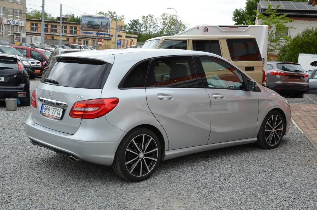 Mercedes-Benz Třídy B, B 180 CDi / NAVI / Bi-XENON - fotka 6