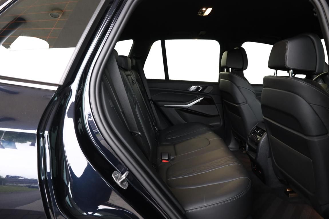 BMW X5, xDrive30d - fotka 6